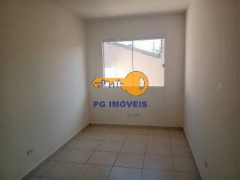 Casa à venda com 2 quartos, 60m² - Foto 9