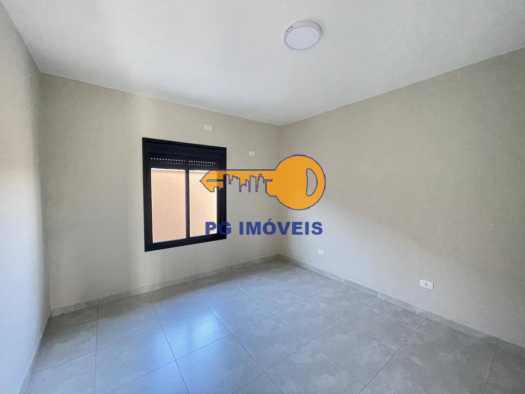 Casa à venda com 2 quartos, 70m² - Foto 5