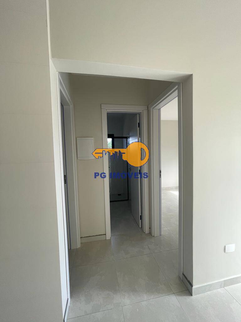 Casa à venda com 2 quartos, 70m² - Foto 12