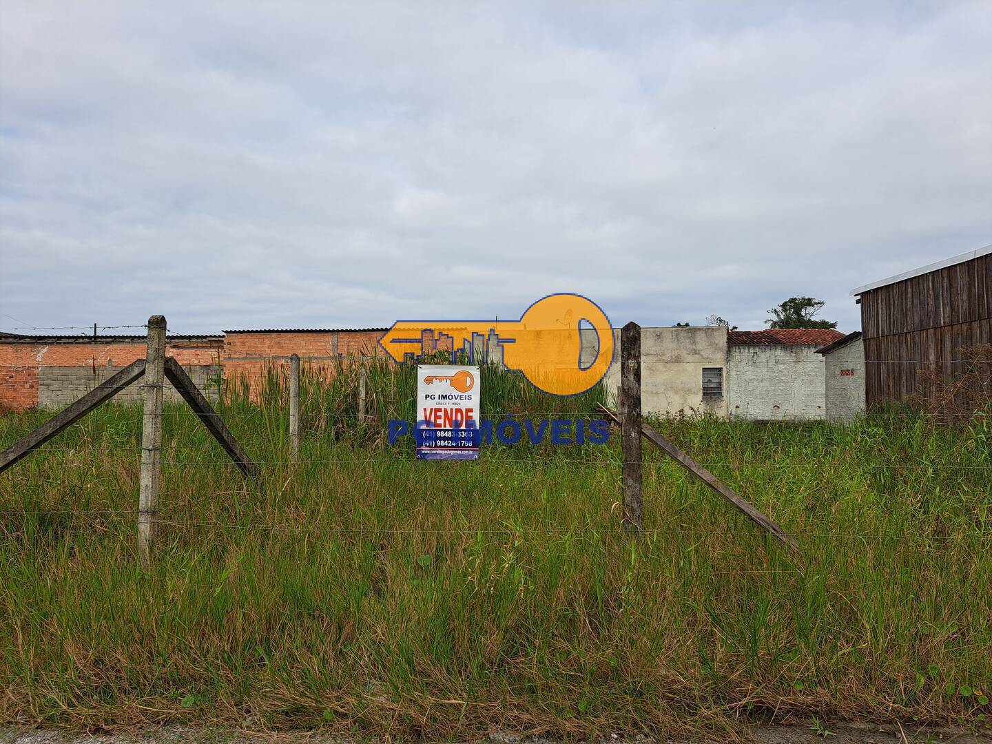 Terreno à venda, 240m² - Foto 1