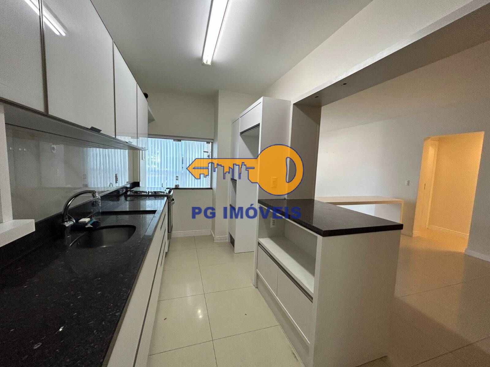 Apartamento à venda com 3 quartos, 133m² - Foto 19