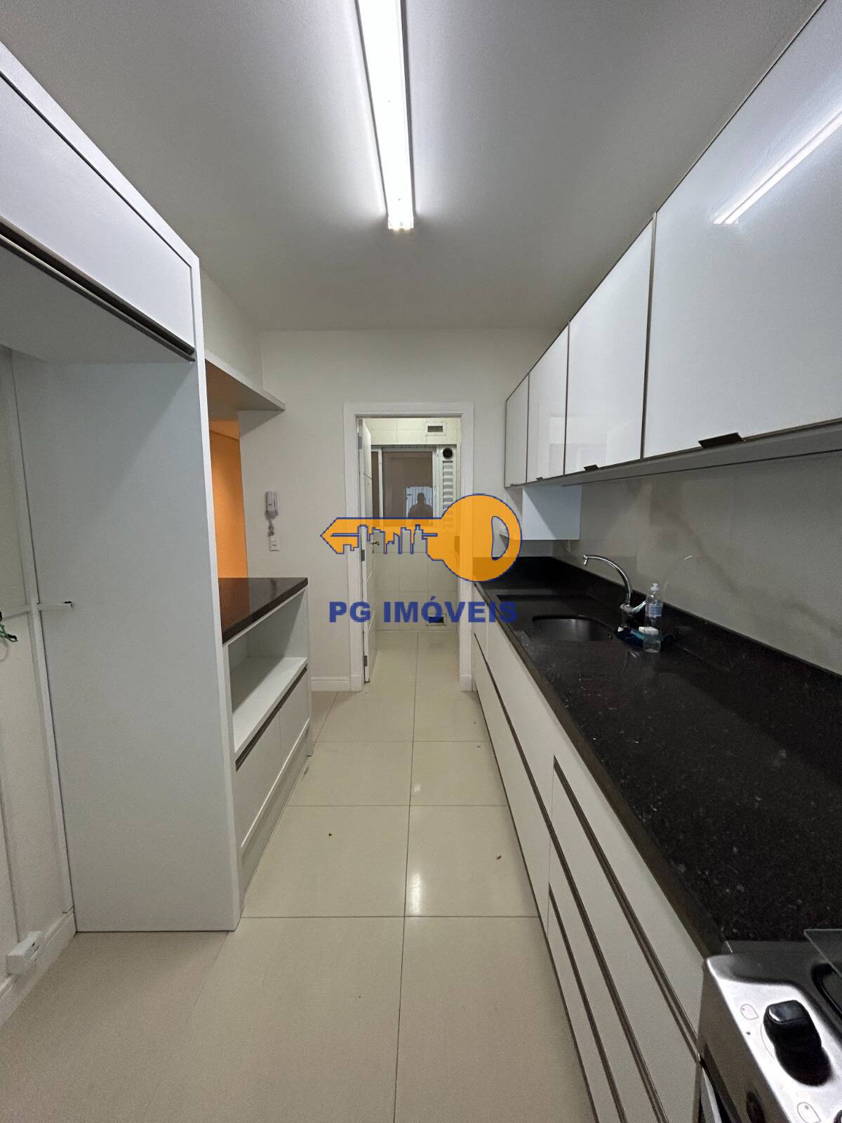 Apartamento à venda com 3 quartos, 133m² - Foto 23