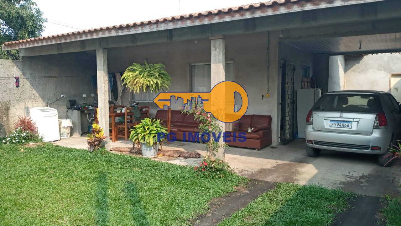 Casa à venda com 4 quartos, 300m² - Foto 2