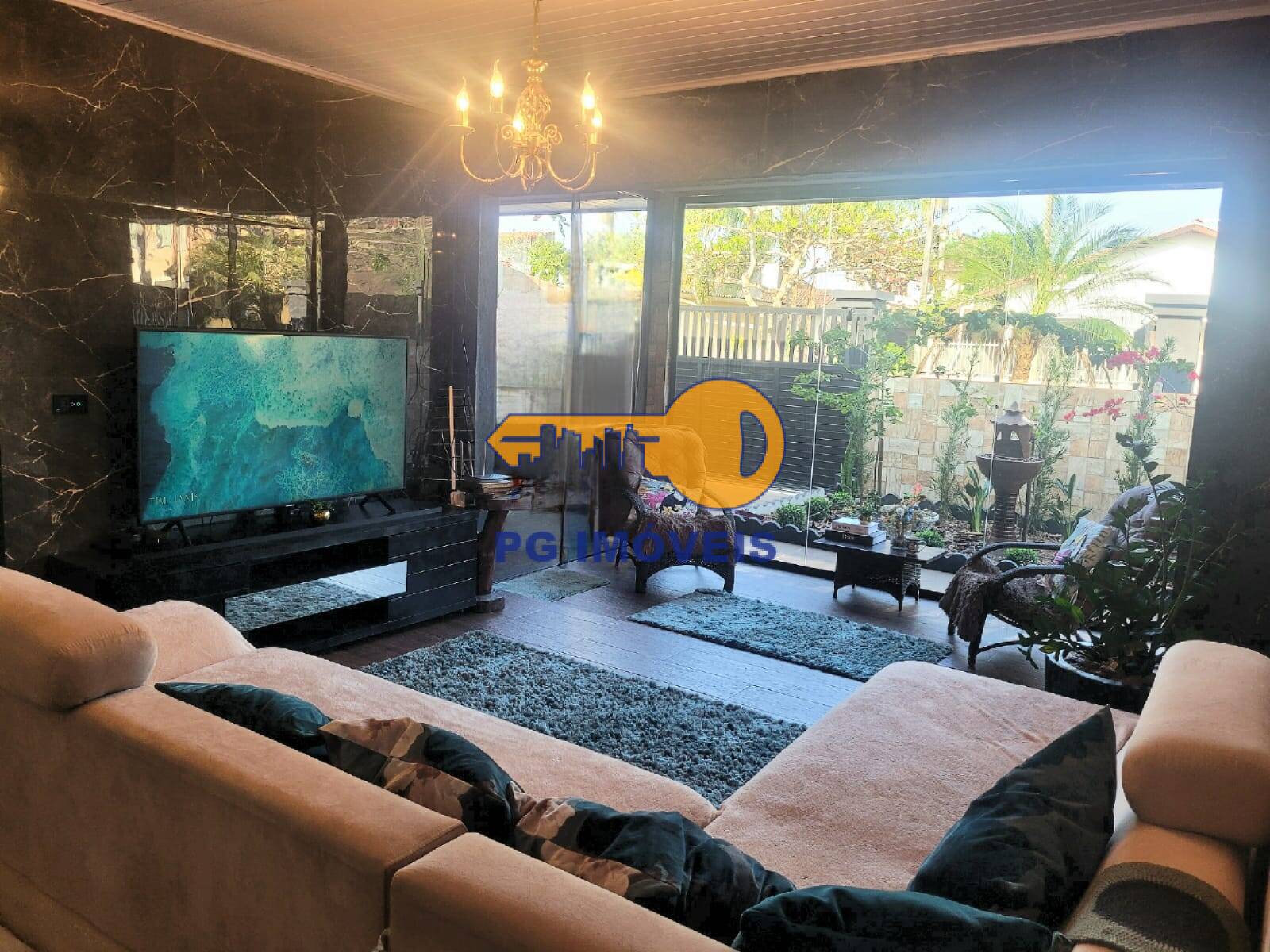 Casa à venda com 3 quartos, 420m² - Foto 7